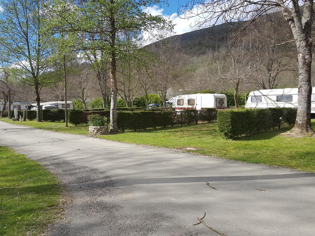 Camping Paradis La Marmotte 옥스레테르메스 외부 사진